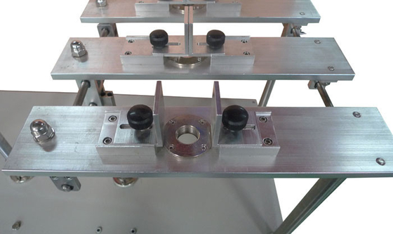 IEC60884 الشكل 20 جهاز اختبار قوة الاحتفاظ بسلك الحبل المرن لستة محطات عمل